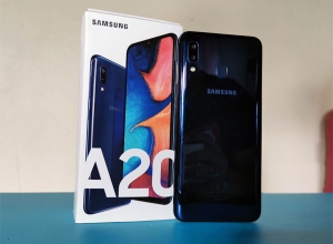 samsung a20 details