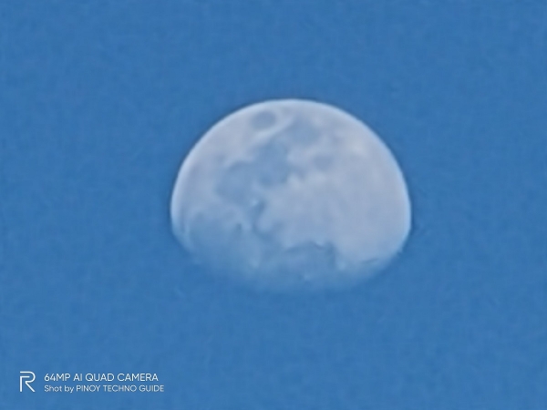 realme X3 SuperZoom sample picture (moon, 60x zoom).