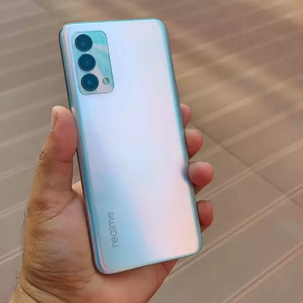 realme GT Master Edition Review: The Real Midrange Disruptor? | Pinoy  Techno Guide