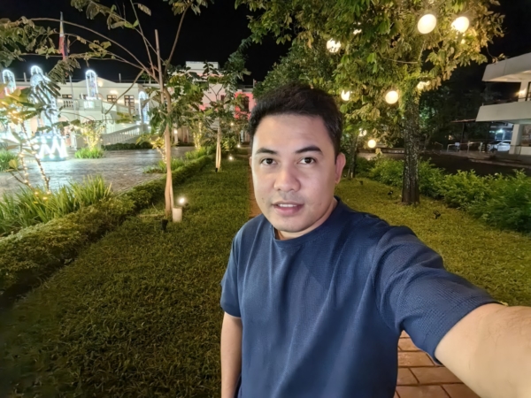 HUAWEI nova 13 Pro sample selfie